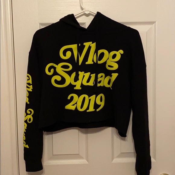 David Dobrik Vlog Squad 2019 Cropped Hoodie - Picture 2 of 3